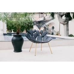 QEEBOO Poltrona Filicudi Nera E Vaso Ming Nero -Negozio Di Mobili qeeboo poltrona filicudi nera e vaso ming nero 1 2