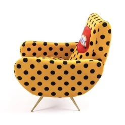 Seletti Poltrona Shit Toiletpaper