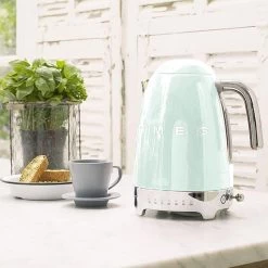 Smeg Bollitore 50's Style Verde A Temperatura Variabile -Negozio Di Mobili smeg bollitore 50 s style verde a temperatura variabile 2