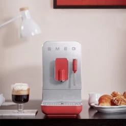 Smeg Macchina Da Caffè Automatica Bean To Cup 50's Style Rossa -Negozio Di Mobili smeg macchina da caffe automatica bean to cup 50 s style rossa 5